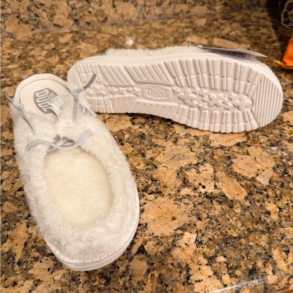 For the Bride to be!! Hey Dude Cream Plush Slip-On slippers size 9